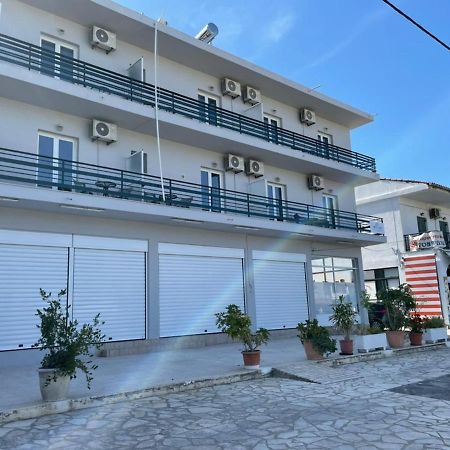 Fontana Apartments Мораитика Экстерьер фото