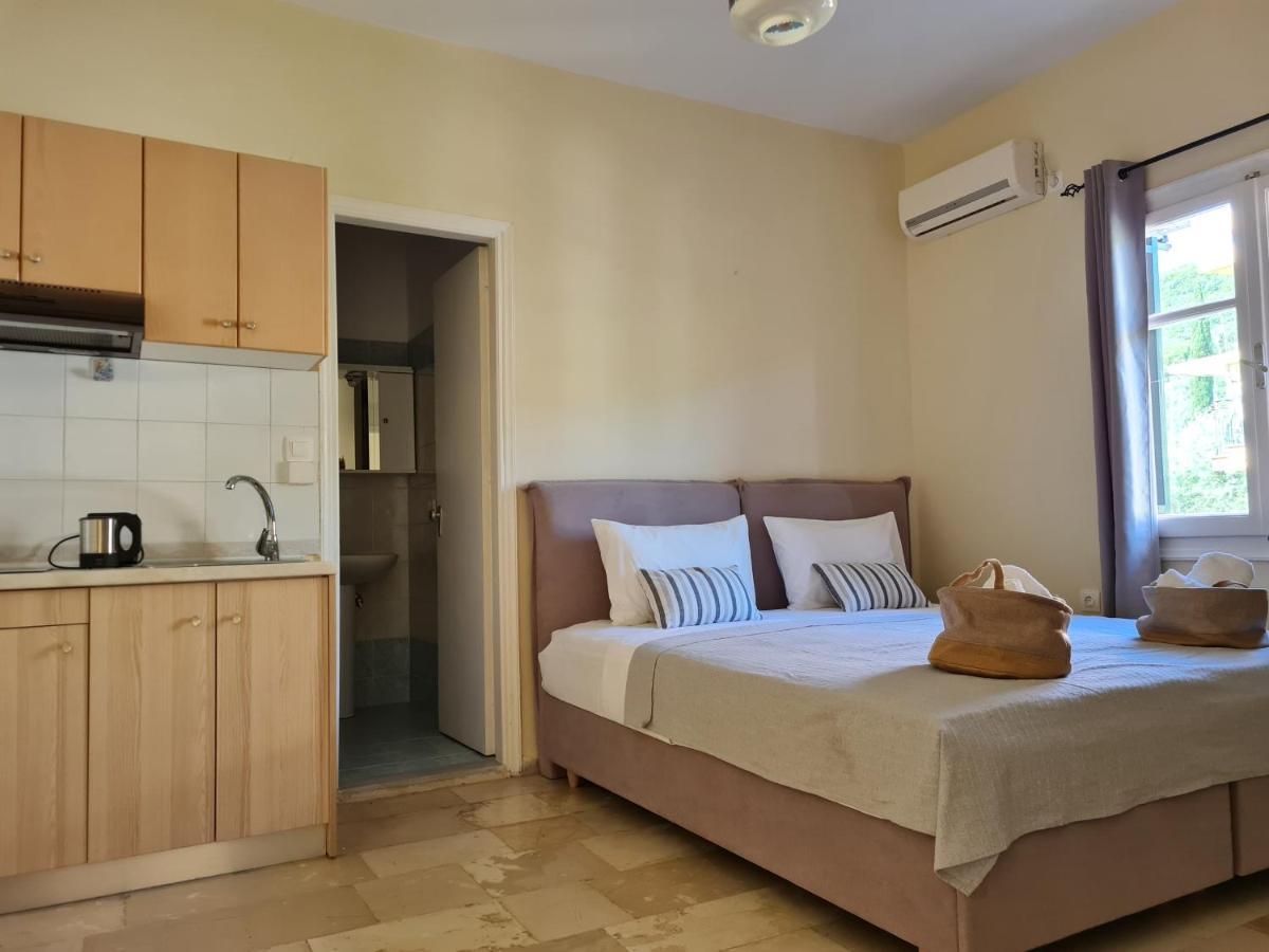 Fontana Apartments Мораитика Экстерьер фото
